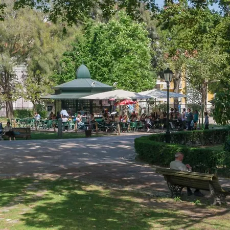 Cozy&charming In Estrela Lisboa