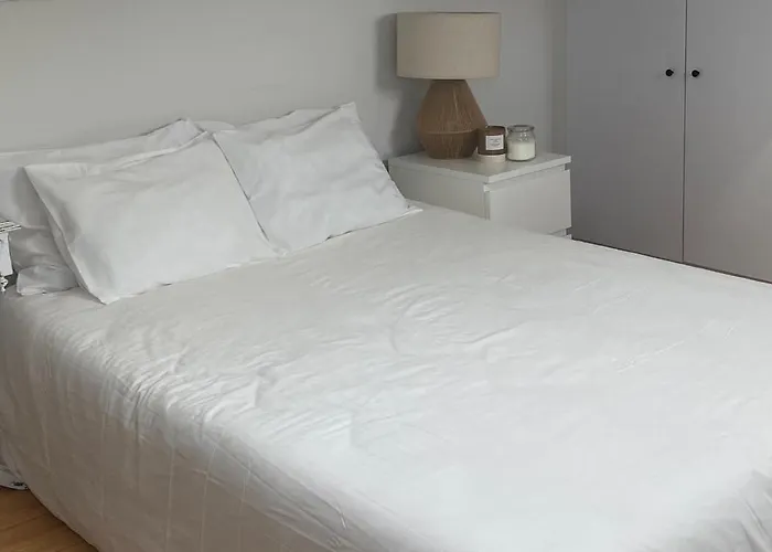 Cozy & Charming In Estrela * Lizbona